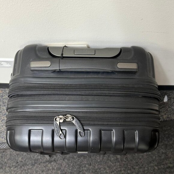 DELSEY PARIS Titanium Hardside Expandable Carry-On 21" Spinner Luggage Graphite - Picture 3 of 8